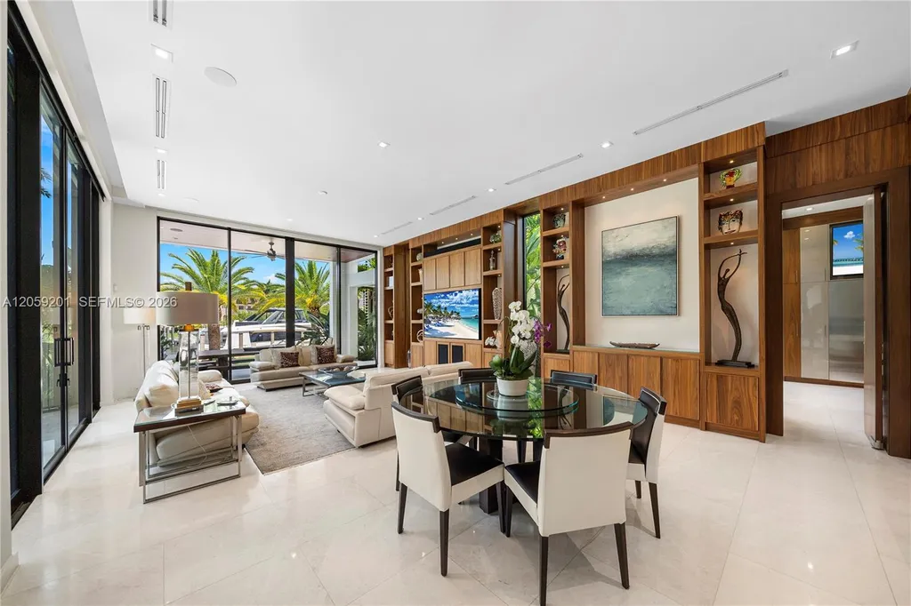 A $78 Million Miami Estate Turns 260 Feet of Waterfront Into a Private Yachting Resort 15 641 Leucadendra Dr Coral Gables FL 3315621