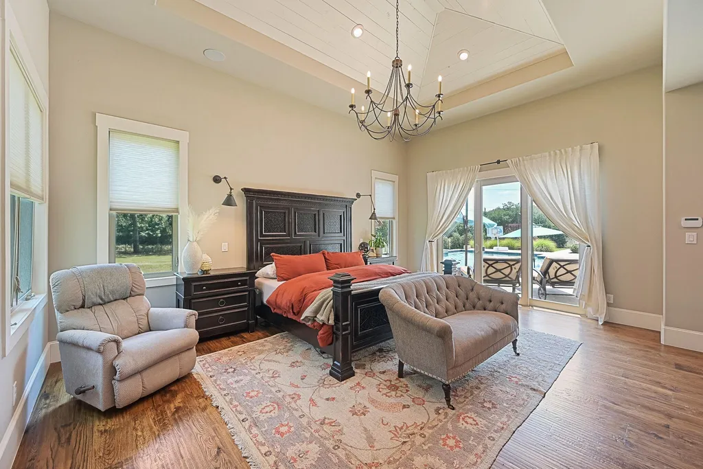 This $4.2 Million Texas Estate Packs a Private Resort, Guest House and Six-Car Collector’s Garage Into 6.29 Acres 8 7120 Shady Grove Rd Keller TX 7624821