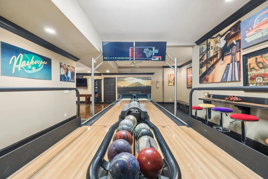 A $6.4 Million Franklin Estate Hides a Private Bowling Alley Beneath Six Acres of Tennessee Countryside 16 Extraordinary home at 4330 N Chapel Rd Franklin TN 31