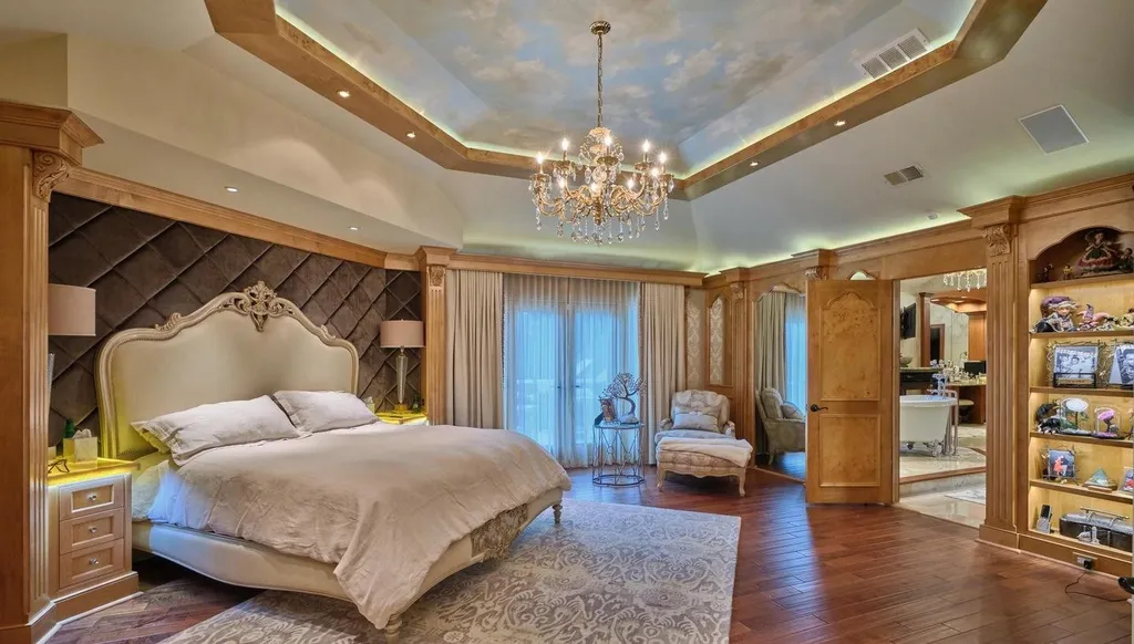 A $5.495 Million Pennsylvania Estate With a Three-Story Closet and Indoor Pool Returns to the Market 12 Grenoble Manor at 1265 Grenoble Rd Ivyland PA 13