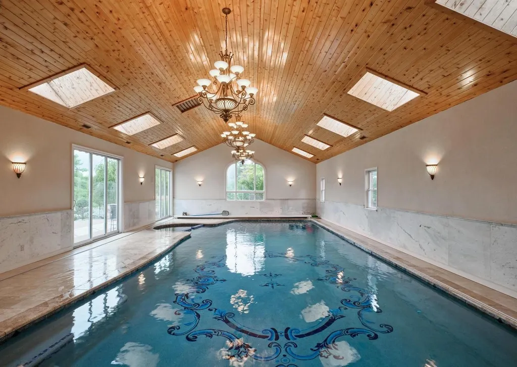 A $5.495 Million Pennsylvania Estate With a Three-Story Closet and Indoor Pool Returns to the Market 10 Grenoble Manor at 1265 Grenoble Rd Ivyland PA 17