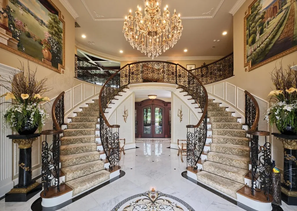 A $5.495 Million Pennsylvania Estate With a Three-Story Closet and Indoor Pool Returns to the Market 4 Grenoble Manor at 1265 Grenoble Rd Ivyland PA 6