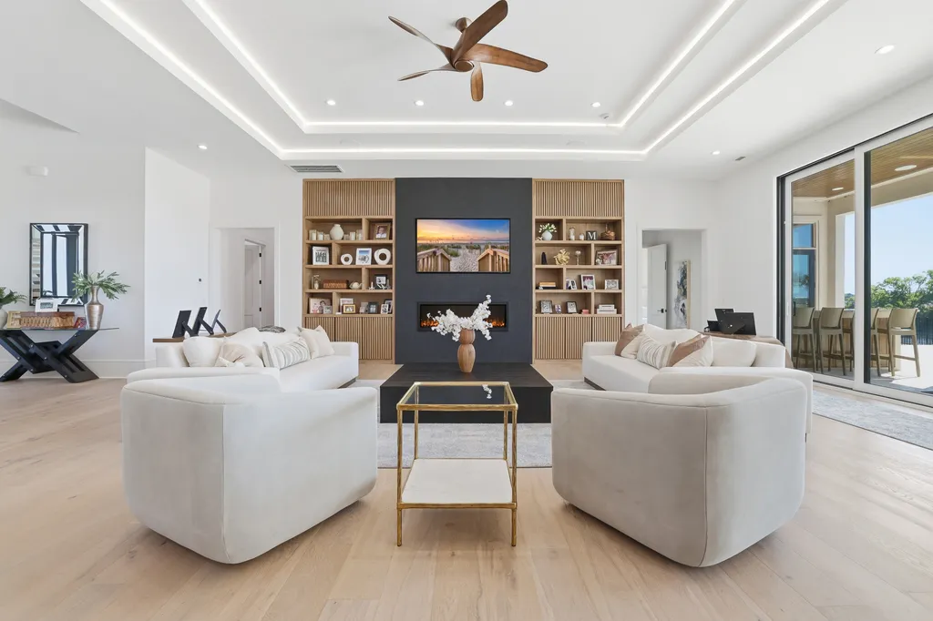 A $6.749 Million Intracoastal Estate Near Myrtle Beach Comes With Two Luxury Homes on One Waterfront Compound 7 Intracoastal Estate at 180 Bay Ridge Dr. North Myrtle Beach SC 13