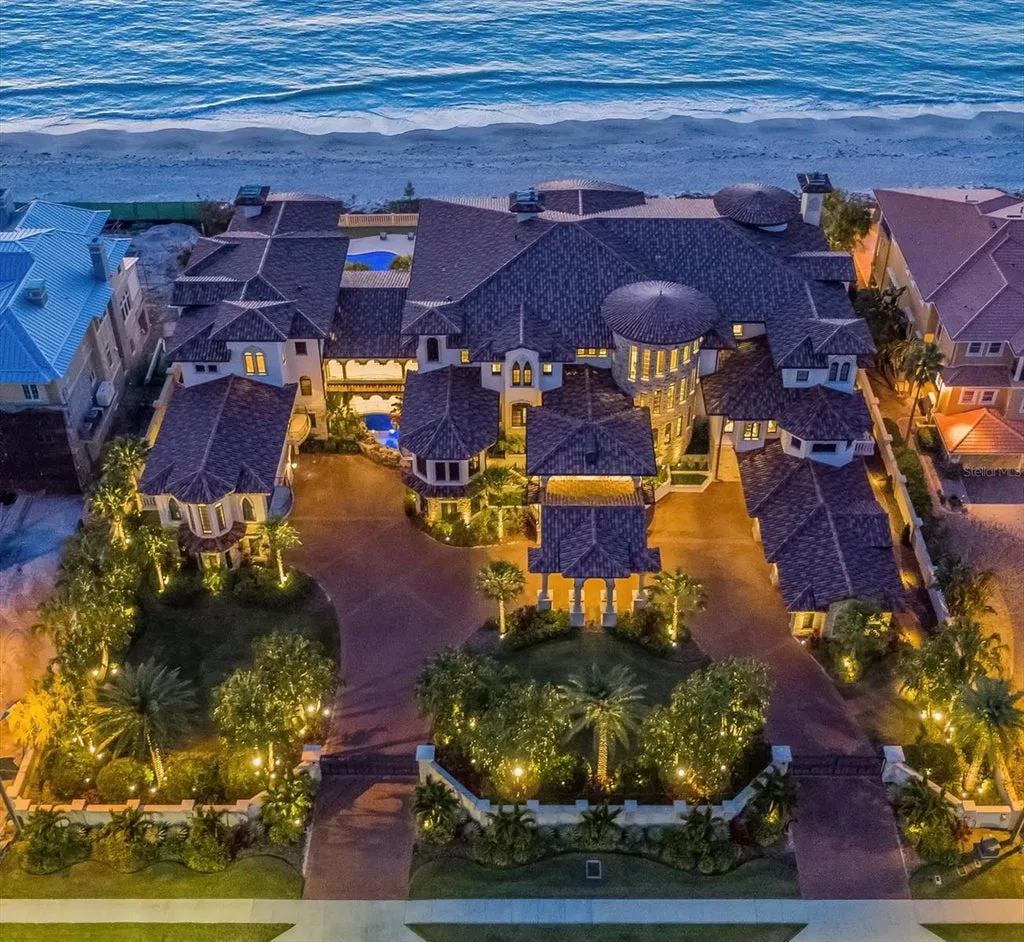 This $29.95 Million Florida Beachfront Estate Has a Lazy River, Bowling Alley and 200 Feet of Private Gulf Frontage 5 Sandcastle on the Gulf at 1700 Gulf Boulevard in Belleair Beach Florida 5