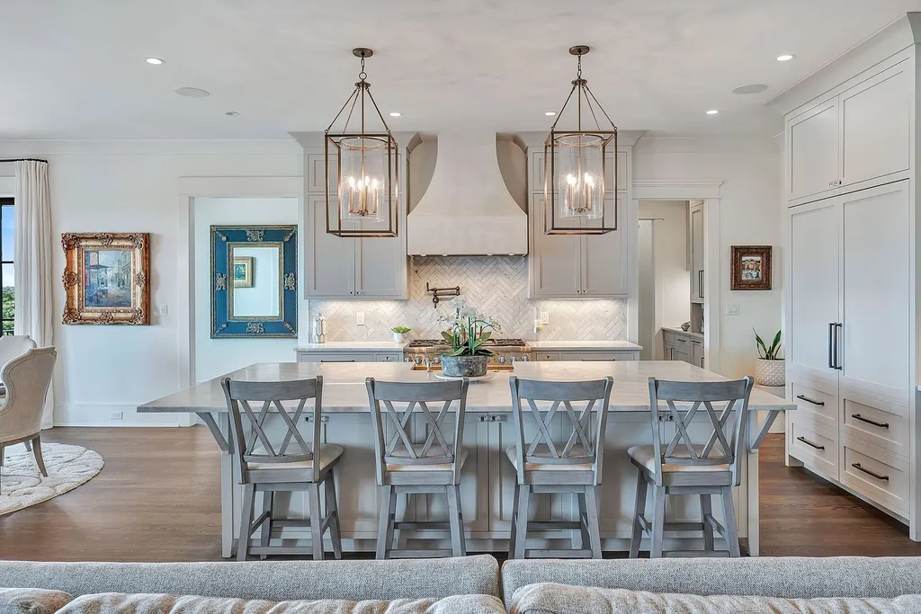 A $6.8 Million Hilltop Estate Captures One of Franklin's Most Spectacular 180-Degree Views 10 Spectacular Hilltop Estate at 467 Canterbury Rise Franklin TN 10