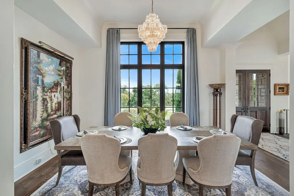 A $6.8 Million Hilltop Estate Captures One of Franklin's Most Spectacular 180-Degree Views 7 Spectacular Hilltop Estate at 467 Canterbury Rise Franklin TN 6