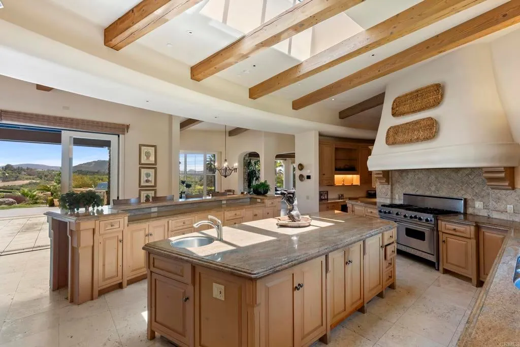 Hilltop Rancho Santa Fe Estate With Panoramic Mountain Views Lists for $7.495 Million 7 Stunning Hilltop Estate at 5528 La Crescenta Rancho Santa Fe CA 2