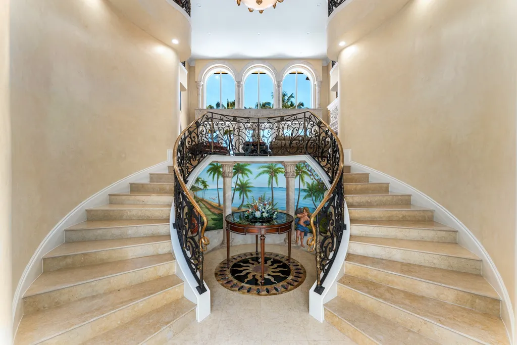 $29 Million Villa Lago Is One of the Florida Keys' Most Extraordinary Waterfront Estates 6 Villa Lago at 75090 Overseas Hwy Islamorada FL 14