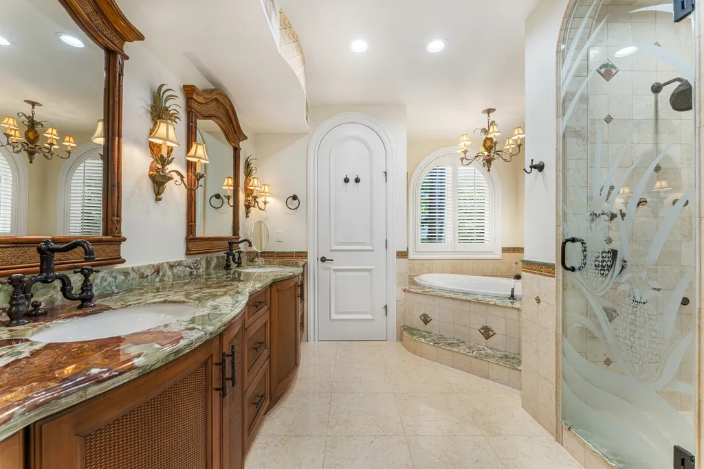 $29 Million Villa Lago Is One of the Florida Keys' Most Extraordinary Waterfront Estates 11 Villa Lago at 75090 Overseas Hwy Islamorada FL 40