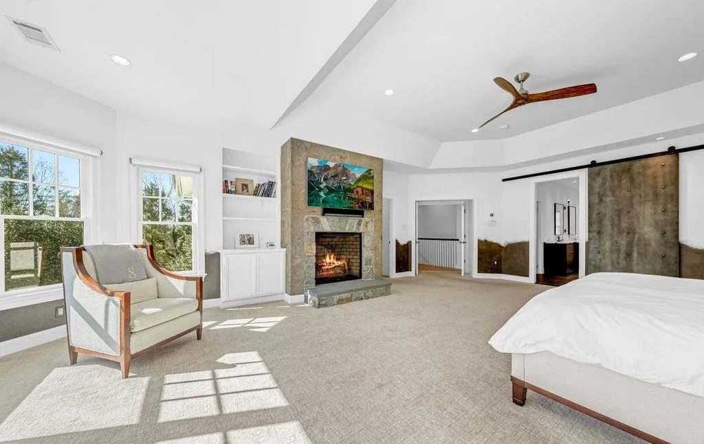 Architect-Designed Potomac Estate With a Pool House and Putting Green Lists for $3,699,000 10 10021 Counselman Rd Potomac MD 2085422