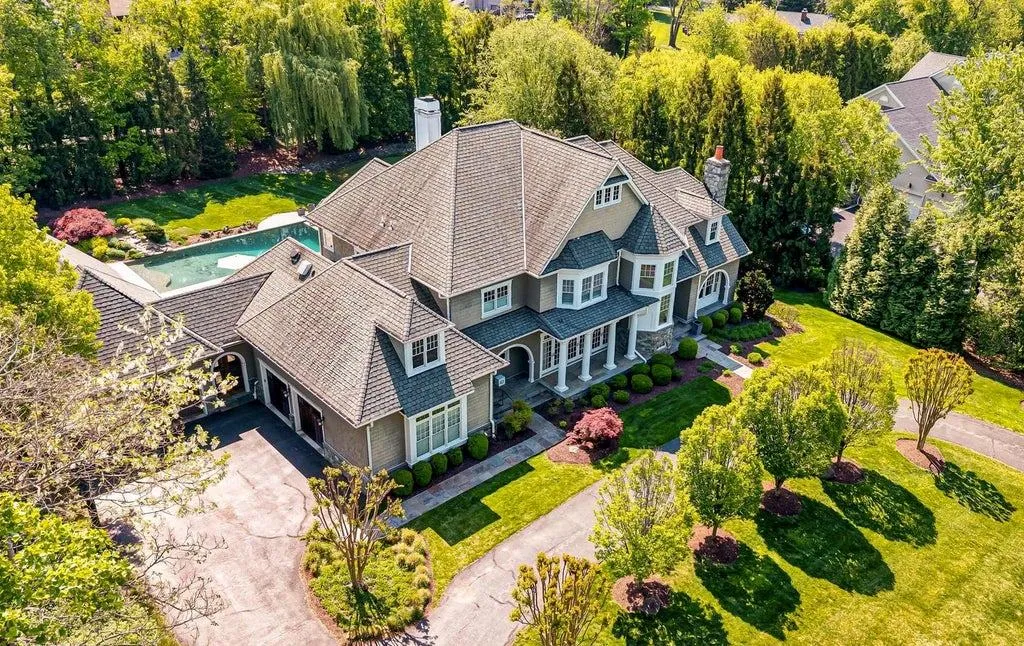 Architect-Designed Potomac Estate With a Pool House and Putting Green Lists for $3,699,000 19 10021 Counselman Rd Potomac MD 2085442