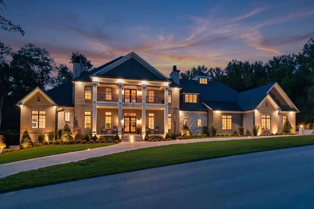 In Kentucky, a Newly Built Estate With Nearly 10,000 Square Feet Asks $5.395 Million 1 14462 River Glades Dr Prospect KY 4005904