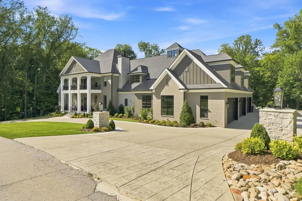 In Kentucky, a Newly Built Estate With Nearly 10,000 Square Feet Asks $5.395 Million 2 14462 River Glades Dr Prospect KY 4005906