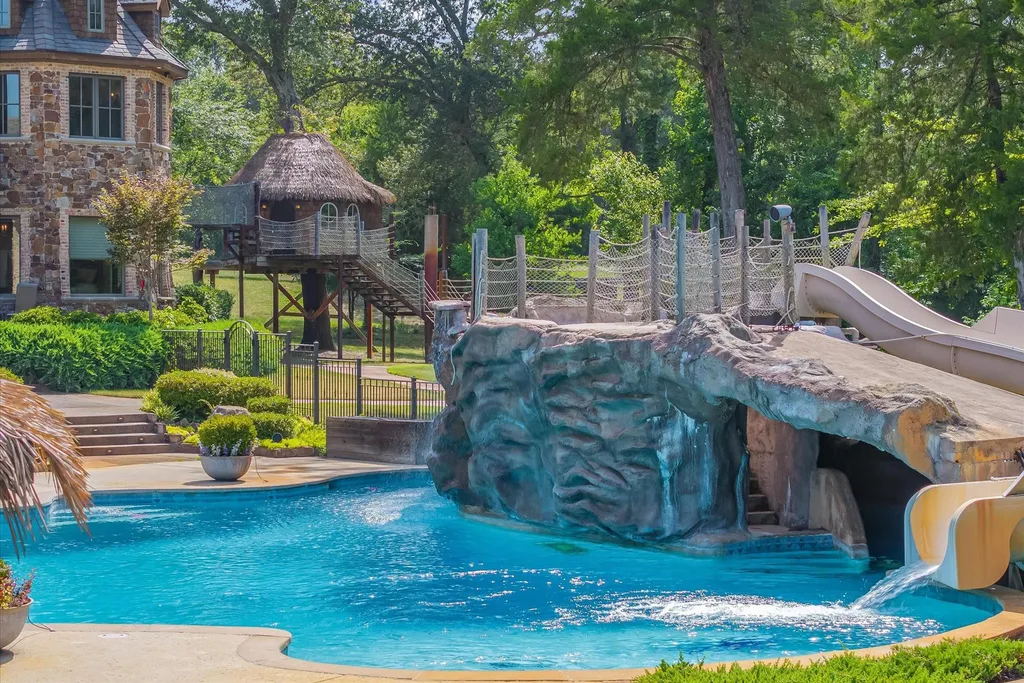 Secluded East Texas Estate With a 60,000-Gallon Grotto Pool and 5-Acre Lake Lists for $5 Million 17 15381 County Road 463 Lindale TX 7577109