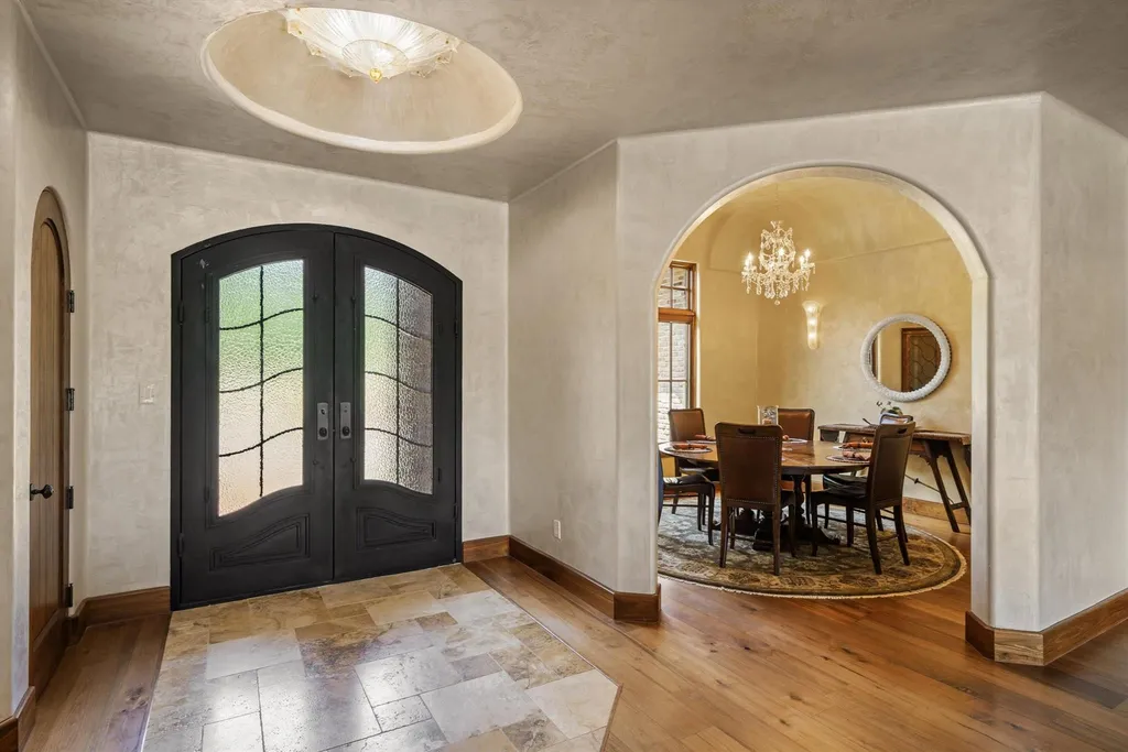 Secluded East Texas Estate With a 60,000-Gallon Grotto Pool and 5-Acre Lake Lists for $5 Million 5 15381 County Road 463 Lindale TX 7577111