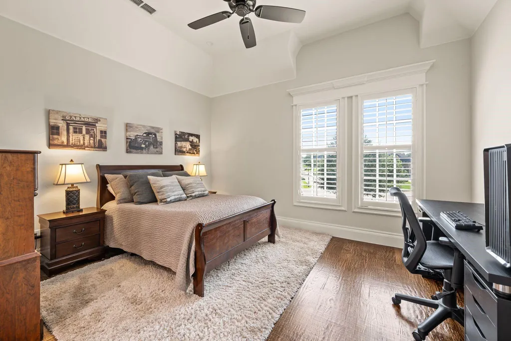 Reimagined Southlake Estate With Tesla Powerwalls and a Separate Guest House Lists for $4.8 Million 14 1700 Live Oak Ln Southlake TX 7609221