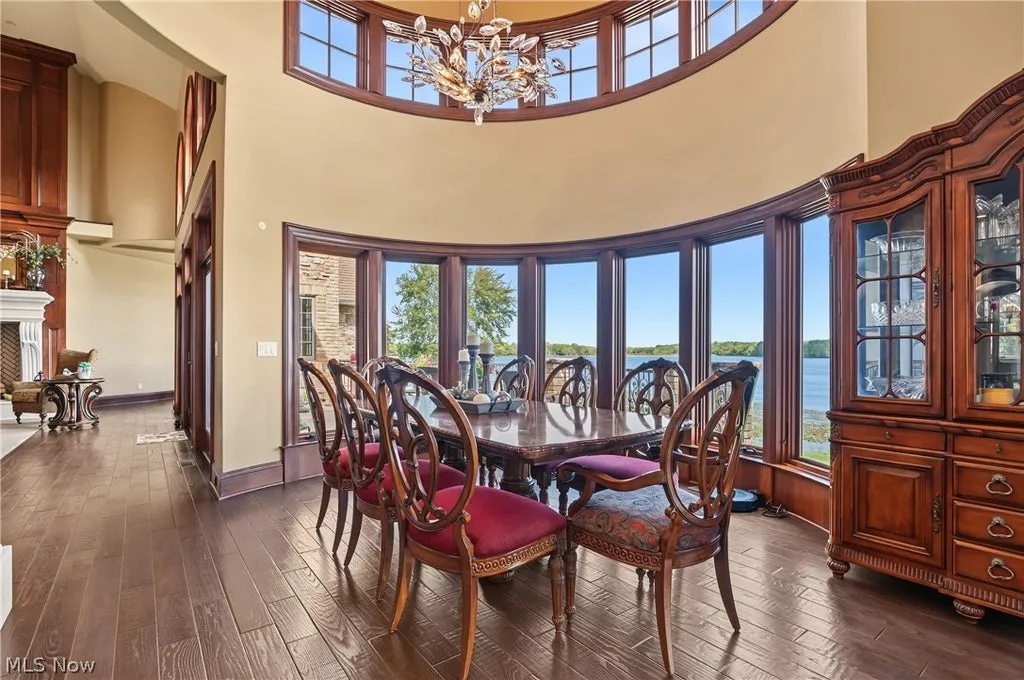Lake-View Ohio Estate With an Eight-Car Heated Garage and Saltwater Pool Lists for $3,895,000 7 180 Via Napoli St North Lima OH 4445216