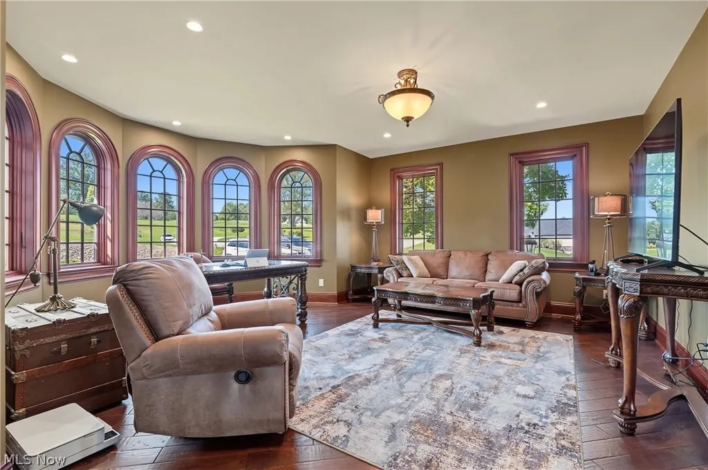Lake-View Ohio Estate With an Eight-Car Heated Garage and Saltwater Pool Lists for $3,895,000 12 180 Via Napoli St North Lima OH 4445222