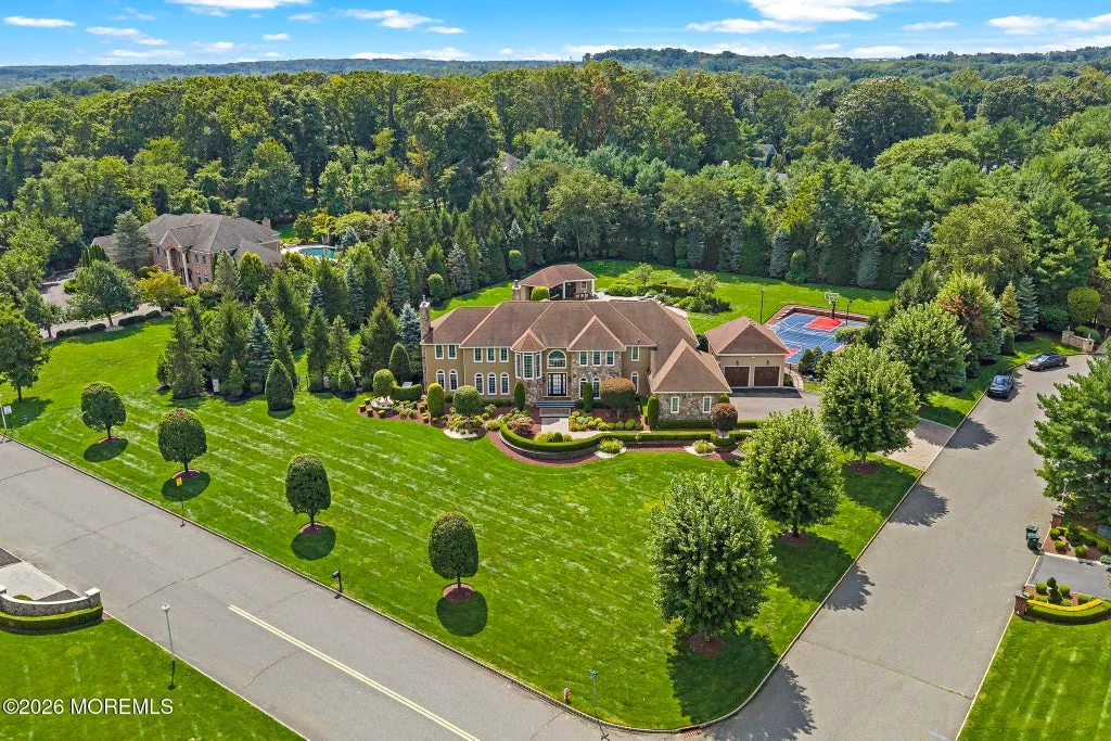 Resort-Like New Jersey Estate With an Indoor Basketball Garage Lists for $3,200,000 23 2 Topaz Court Marlboro NJ 07746108