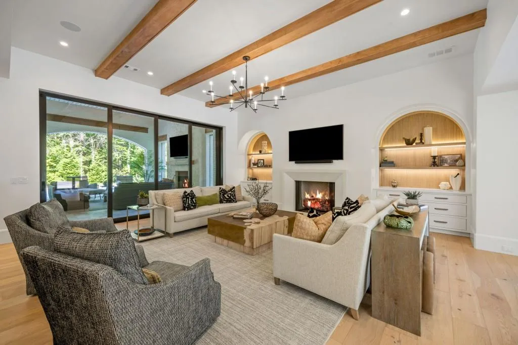 Newly Built Milton Estate With a Five-Car Garage and Resort-Style Pool Lists for $6,025,000 4 200 Deerhaven Ln Milton GA 3000407