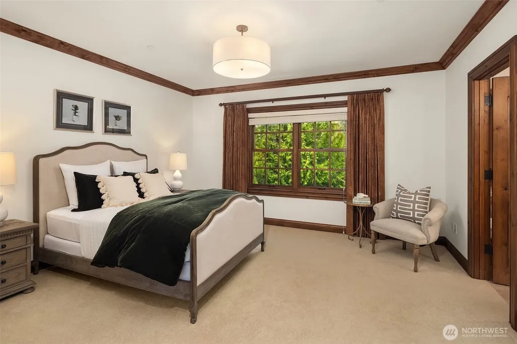 Sammamish Estate With a Pool, Sport Court and Separate Amenities Wing Lists for $6.725 Million 14 2045 250th Place NE Sammamish WA 9807425