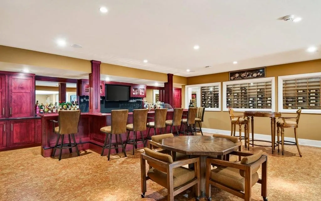 Pennsylvania Estate With an 8,300-Square-Foot Car Gallery for About 40 Vehicles Lists for $8,750,000 16 2250 Old Sentinel Trl Malvern PA 19355097
