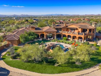 A $1,000,000 Remodel Recast This 4-Acre Scottsdale Mediterranean Masterpiece with Sweeping Mountain Vistas. Now It’s Listed for $7,650,000 1 A $1,000,000 Remodel Recast This 4-Acre Scottsdale Mediterranean Masterpiece with Sweeping Mountain Vistas. Now It’s Listed for $7,650,000