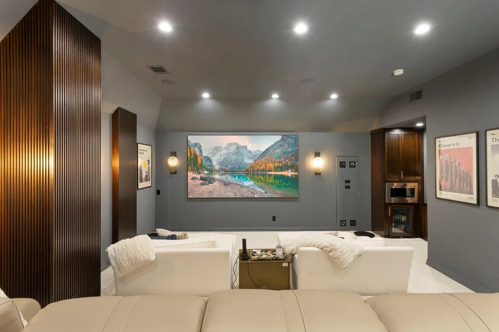 Texas Golf-Course Estate With a $2.3 Million Renovation Lists for $6 Million 10 26 Damask Rose Way Spring TX 7738235