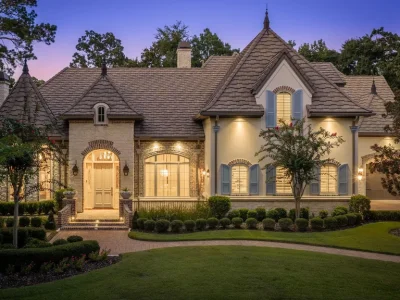Reimagined French Country Estate With a La Cornue Kitchen Lists for $3,295,000 in Carlton Woods 1 Reimagined French Country Estate With a La Cornue Kitchen Lists for $3,295,000 in Carlton Woods