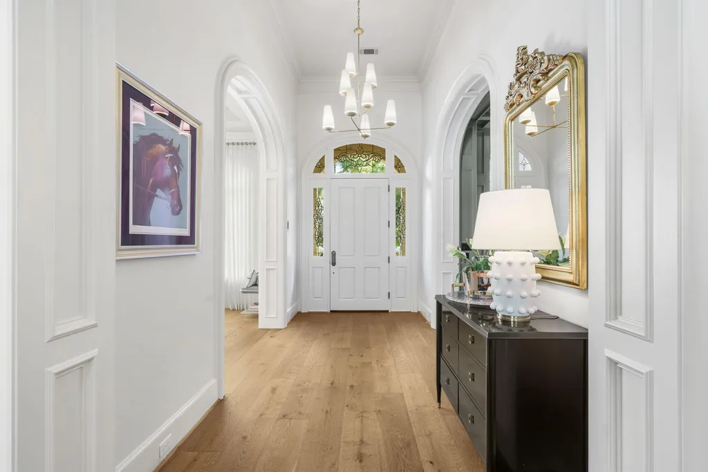 Reimagined French Country Estate With a La Cornue Kitchen Lists for $3,295,000 in Carlton Woods 3 26 N Palmiera Cir Spring TX 7738204
