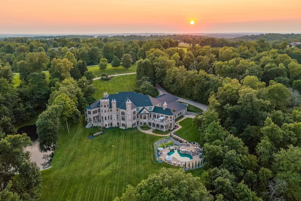 Iowa’s Most Expensive Home for Sale Is a 75-Acre Estate Filled With European Artifacts, Asking $10,200,000 2 3187 Feather Ridge Rd Toddville IA 52341 1