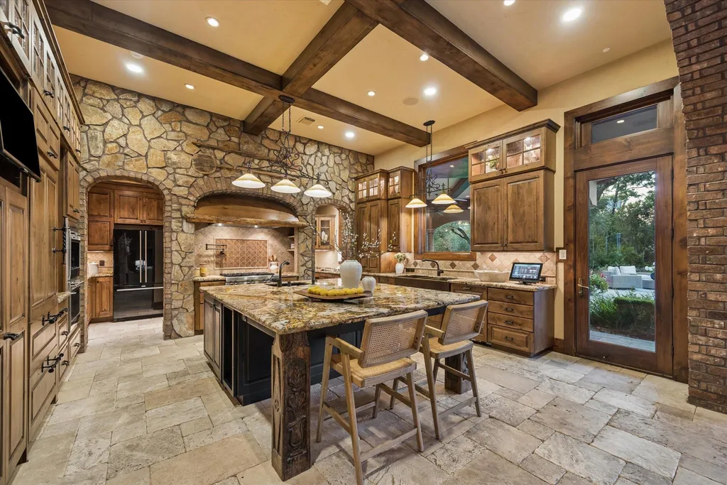 Sprawling Houston Estate with Beautifully Landscaped Grounds on Nearly 2 Acres Hits the Market for $7,495,000 8 327 E Friar Tuck Ln Houston TX 7702415