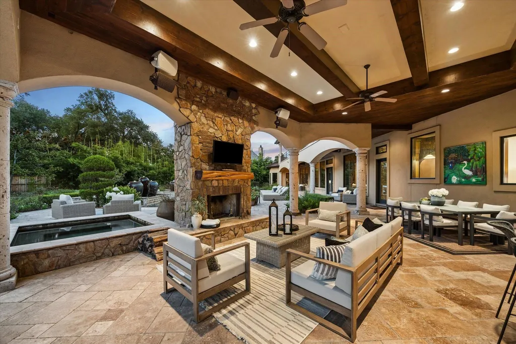 Sprawling Houston Estate with Beautifully Landscaped Grounds on Nearly 2 Acres Hits the Market for $7,495,000 12 327 E Friar Tuck Ln Houston TX 7702422
