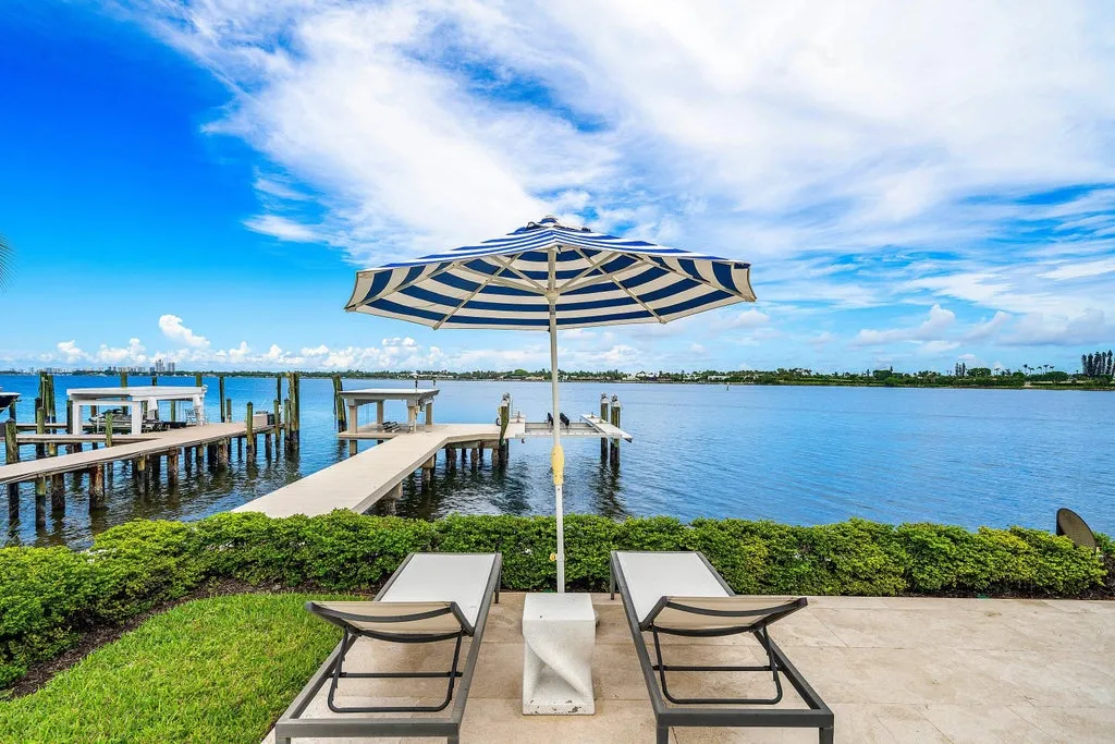 Reimagined West Palm Beach Waterfront Estate With a $410,000 Video Wall Lists for $26,500,000 20 3400 N Flagler Drive West Palm Beach FL42