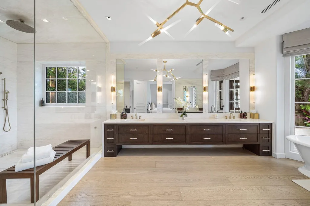 Reimagined West Palm Beach Waterfront Estate With a $410,000 Video Wall Lists for $26,500,000 16 3400 N Flagler Drive West Palm Beach FL51