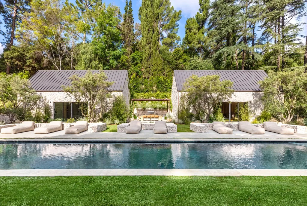 After Asking $42 Million, a Newly Built Los Angeles Compound Returns at $31.95 Million 14 3405 Fryman Rd Studio City CA 91604 11