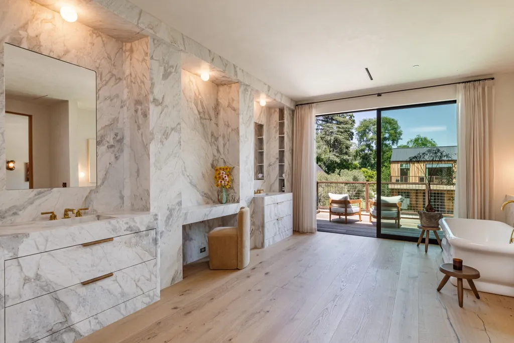 After Asking $42 Million, a Newly Built Los Angeles Compound Returns at $31.95 Million 9 3405 Fryman Rd Studio City CA 91604 23