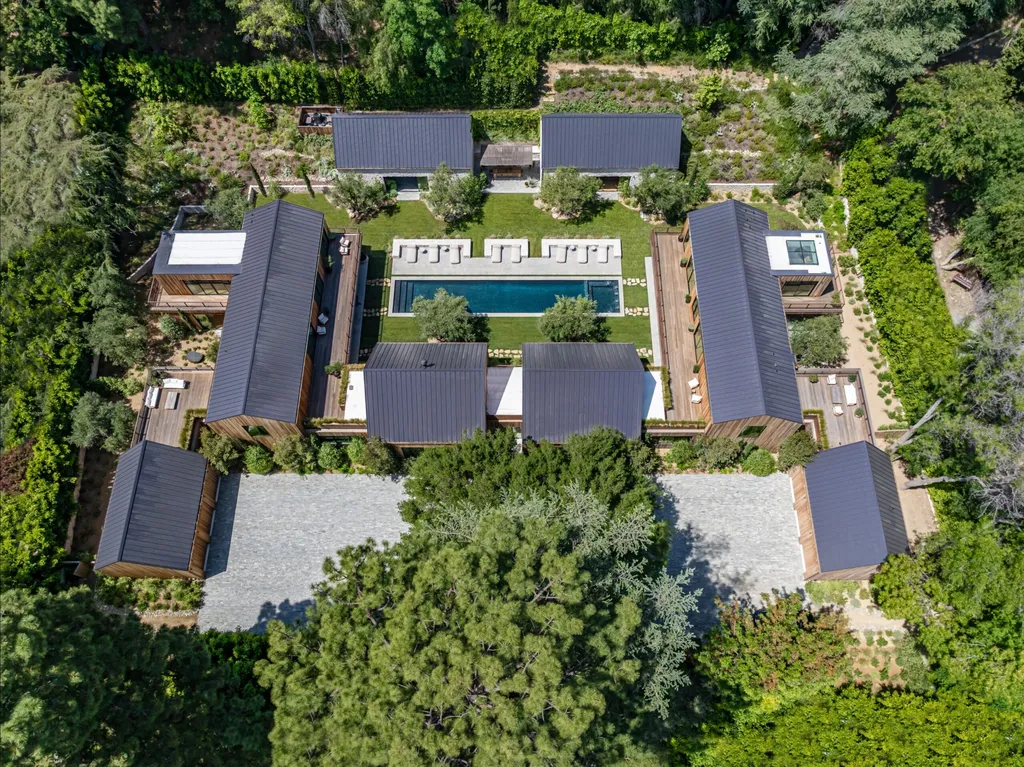 After Asking $42 Million, a Newly Built Los Angeles Compound Returns at $31.95 Million 1 3405 Fryman Rd Studio City CA 91604 3