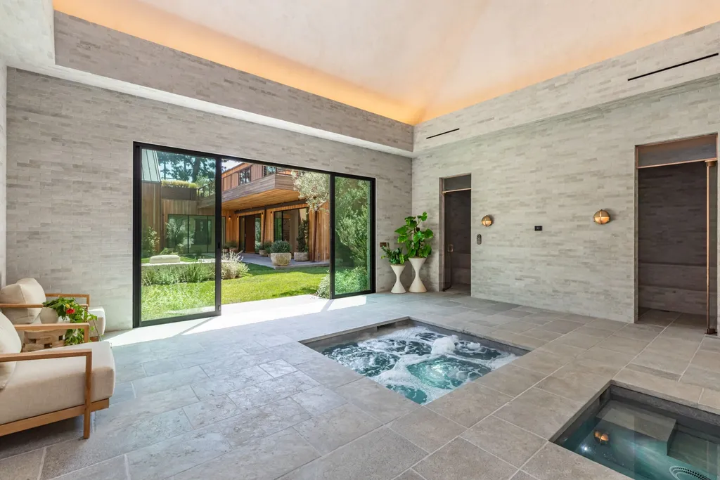 After Asking $42 Million, a Newly Built Los Angeles Compound Returns at $31.95 Million 13 3405 Fryman Rd Studio City CA 91604 30