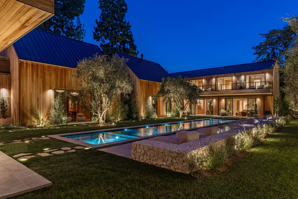 After Asking $42 Million, a Newly Built Los Angeles Compound Returns at $31.95 Million 16 3405 Fryman Rd Studio City CA 91604 42