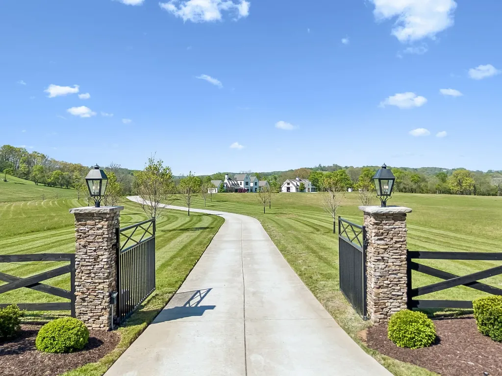 Secluded Franklin Estate with a Custom Barn and 42 Preserved Acres Hits the Market for $12,750,000 3 4067 Carters Creek Pike Franklin TN 37064 35