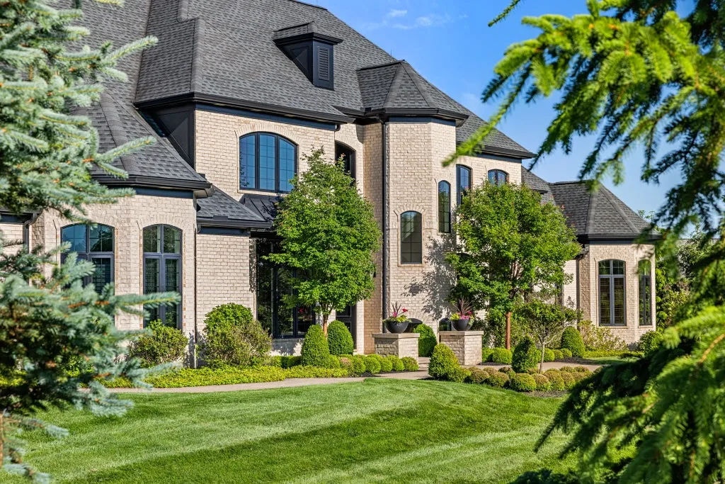 Tech-Forward Pennsylvania Estate With a Six-Bay Garage for Up to 12 Cars Lists for $7,690,000 3 435 Myoma Rd Mars PA 1604674