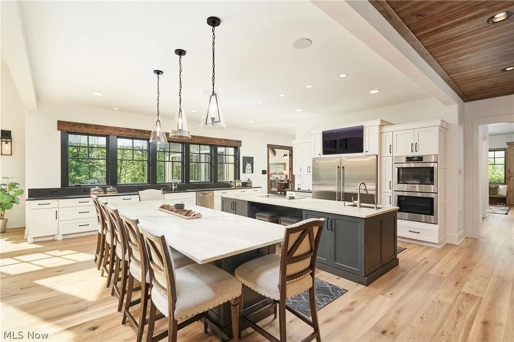 Jackson Hole-Inspired Ohio Estate With Garage Space for 15 Cars Lists for $3.999 Million 6 4351 Fawn Trl Richfield OH 4428611