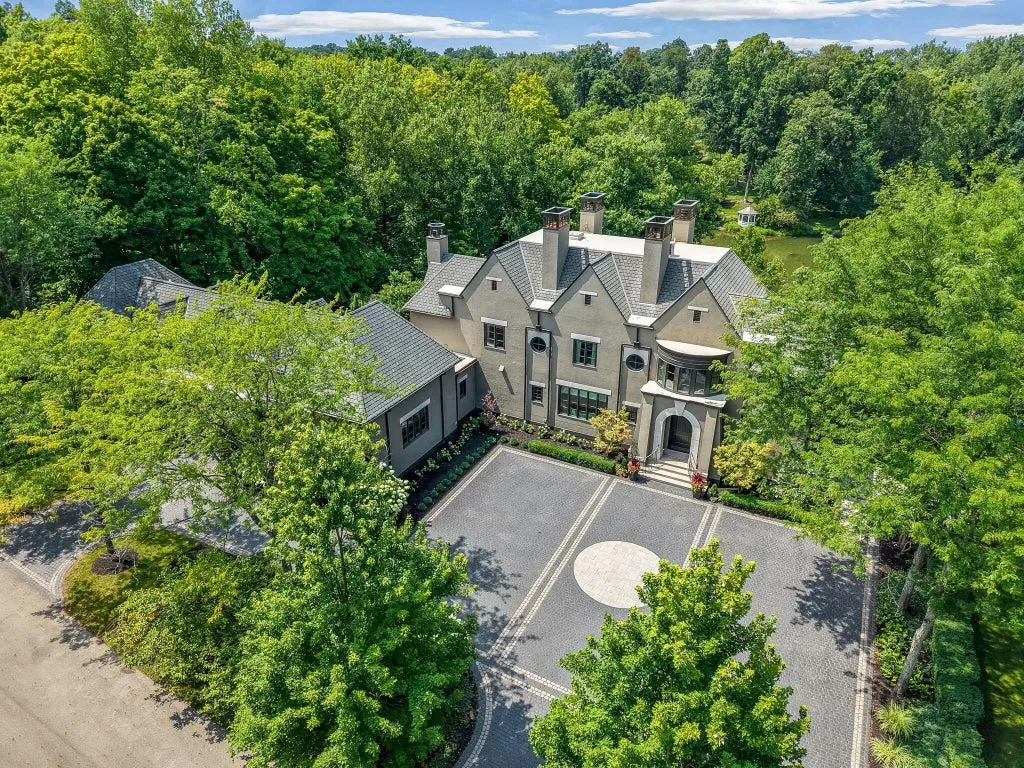 There Are Just Four Homes on This Private Muirfield Village Lake. One Is for Sale for $6.895 Million. 2 5340 Muirfield Ct Dublin OH 43017005