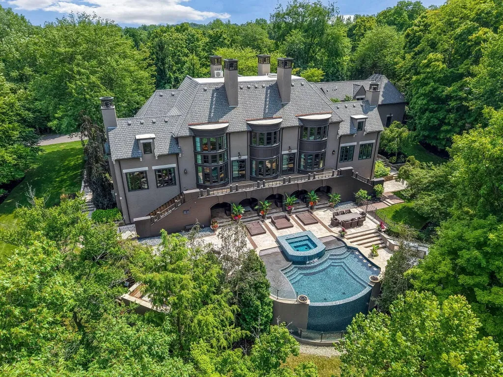 There Are Just Four Homes on This Private Muirfield Village Lake. One Is for Sale for $6.895 Million. 1 5340 Muirfield Ct Dublin OH 43017007