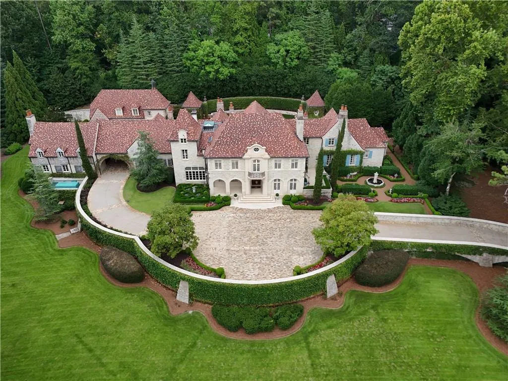 First-Time-to-Market Atlanta French Country Estate With a 4,000-Bottle Wine Cellar Lists for $18,250,000 1 5375 Long Island Dr NW Sandy Springs GA002