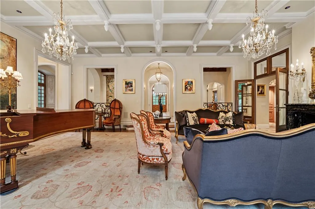 First-Time-to-Market Atlanta French Country Estate With a 4,000-Bottle Wine Cellar Lists for $18,250,000 6 5375 Long Island Dr NW Sandy Springs GA023
