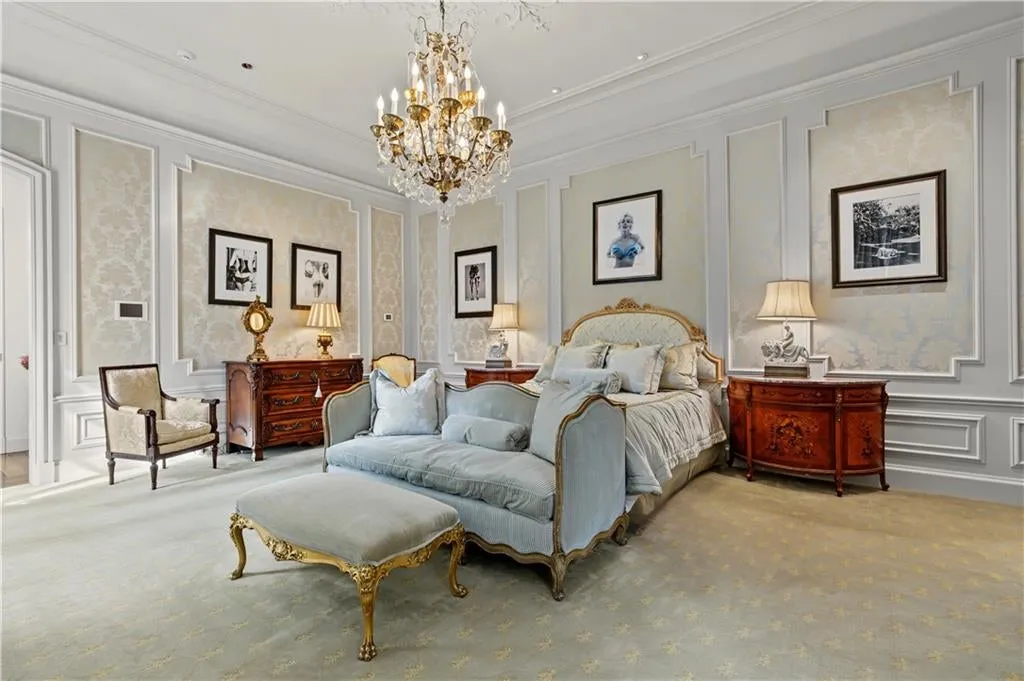 First-Time-to-Market Atlanta French Country Estate With a 4,000-Bottle Wine Cellar Lists for $18,250,000 16 5375 Long Island Dr NW Sandy Springs GA045