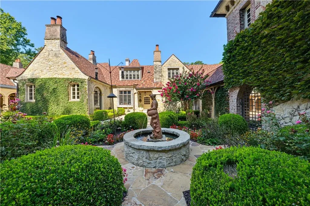 First-Time-to-Market Atlanta French Country Estate With a 4,000-Bottle Wine Cellar Lists for $18,250,000 25 5375 Long Island Dr NW Sandy Springs GA092