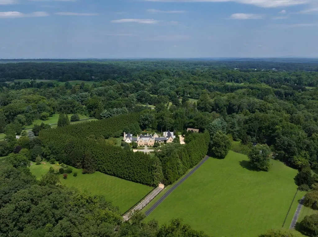 Cotswolds-Inspired Great Falls Estate With More Than $10 Million in Landscaping Lists for $14.9 Million 27 576 Innsbruck Ave Great Falls VA 2206602